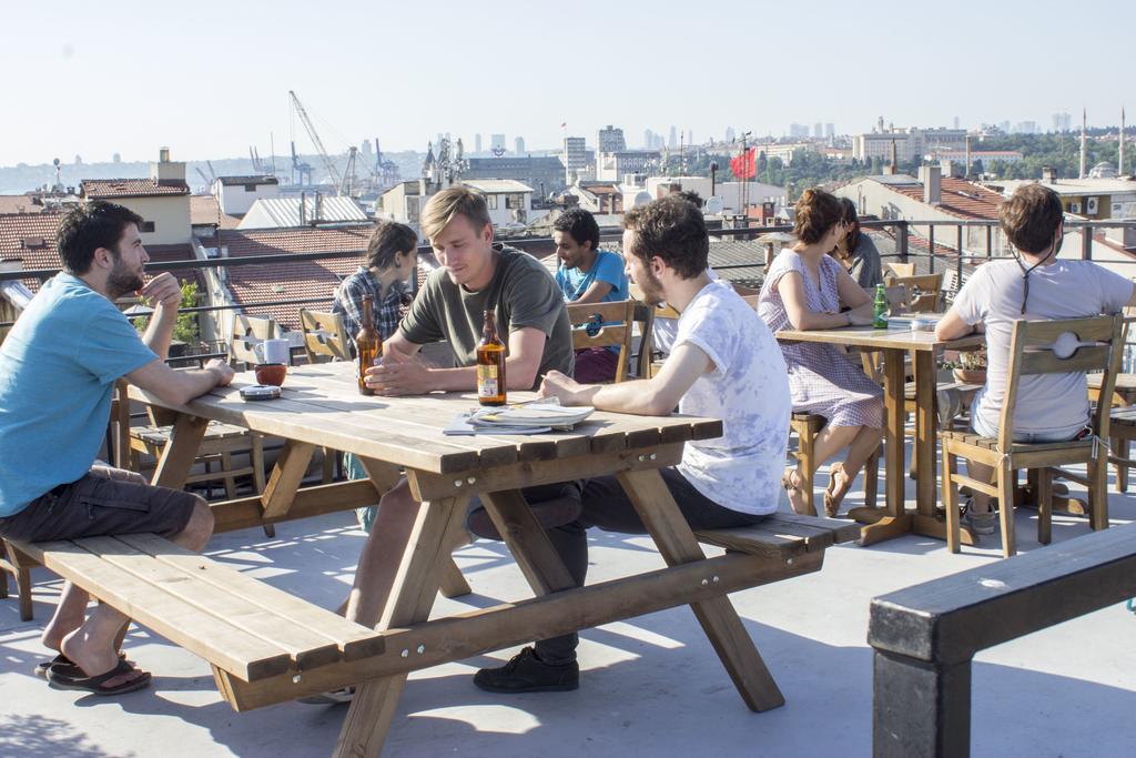 Hush Hostel Moda Istanbul Exterior foto