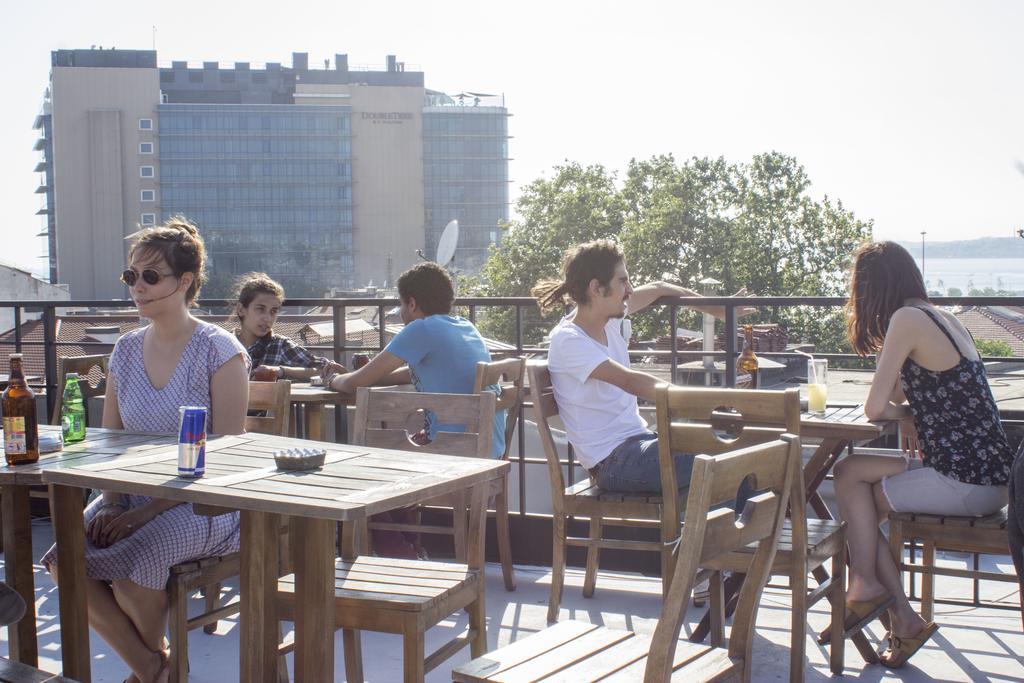 Hush Hostel Moda Istanbul Exterior foto